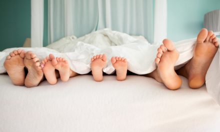 Dormir con los hijos en la misma cama: ventajas y desventajas